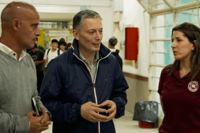 Las obras se están llevando a cabo en la Escuela Técnica N°1 de Esteban Echeverría.