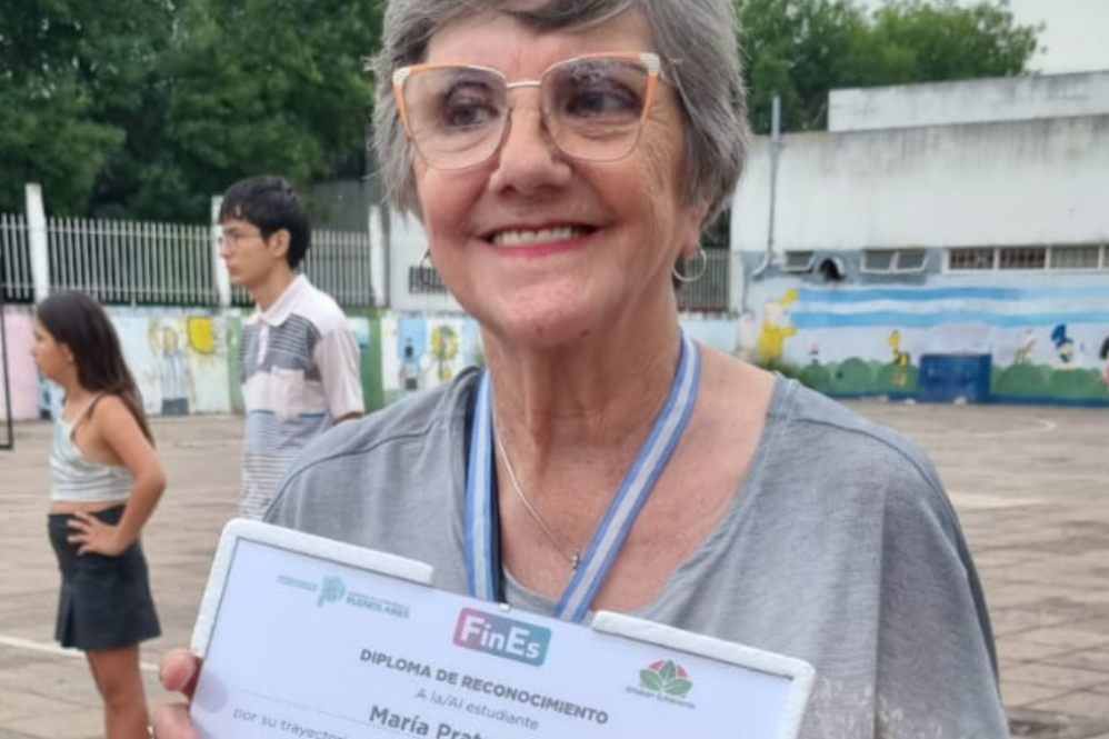 Mar&iacute;a Prats Garc&iacute;a termin&oacute; la secundaria en Monte Grande a los 79 a&ntilde;os.&nbsp;