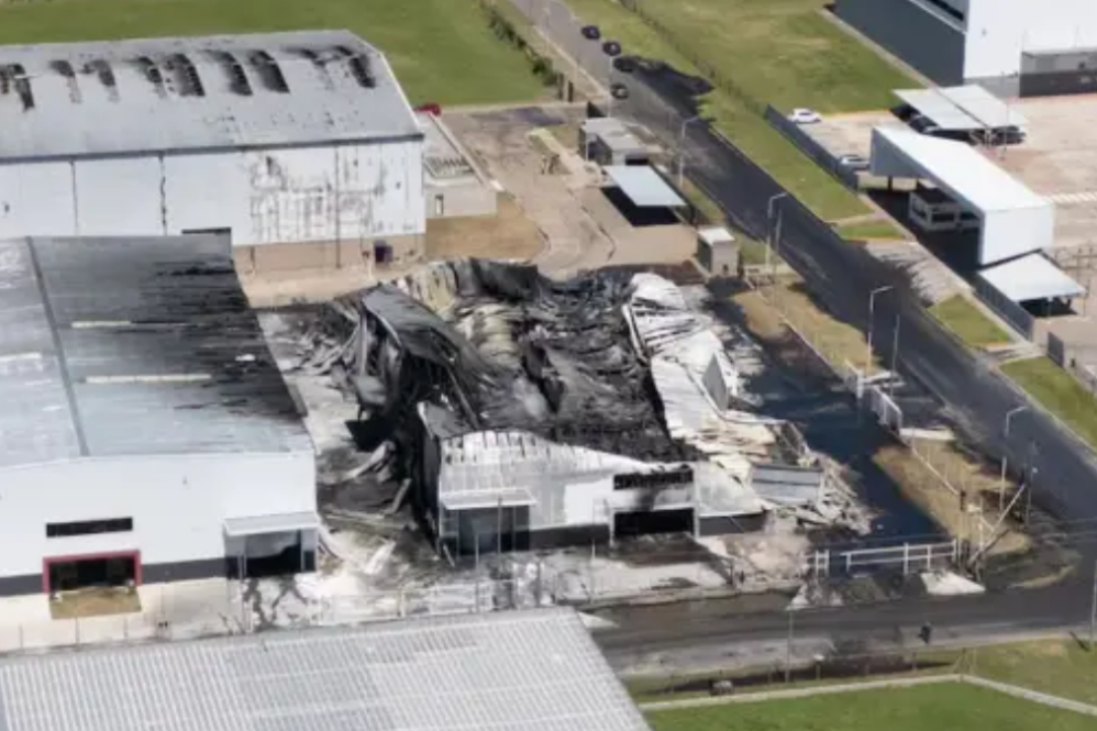 El incendio comenzó el 14 de noviembre alrededor de las 21 horas en Logischem.