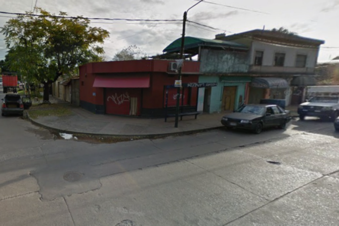 Las autoridades en Temperley tras el choque.