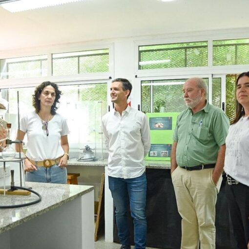 El nuevo laboratorio de triquinosis funciona en la Escuela Agraria N° 1 de San Vicente.