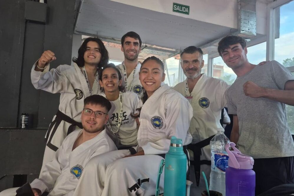 La deportista Gisela Ramírez Serafini, de 24 años, cinturón negro II Dan consiguió el 3° lugar en forma y en lucha.