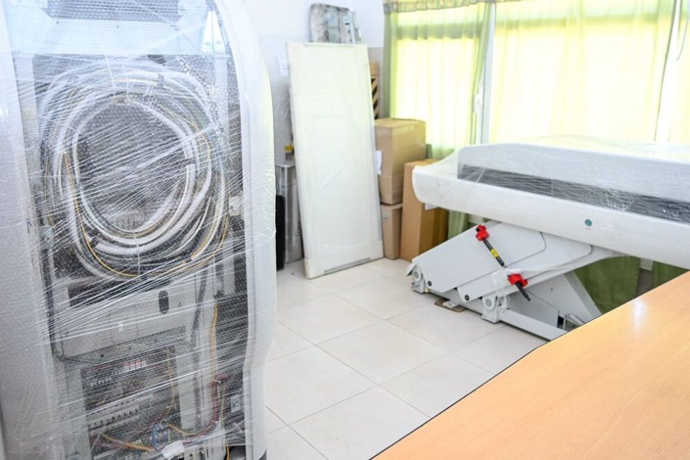 Nicolás Mantegazza, intendente de San Vicente, Daniela Lassalle, concejal, y directora del hospital Ramón Carrillo, Jessica Derisio.