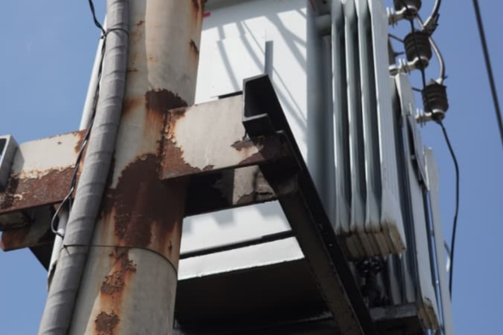 El intendente Fernando Gray reclamó por los frecuentes cortes de luz en Esteban Echeverría.