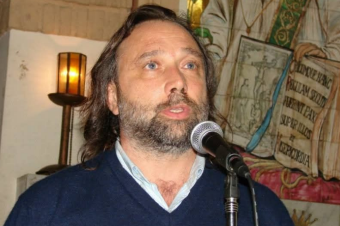 Claudio Luraghi se desempeñó como docente de la Universidad de Lomas de Zamora.