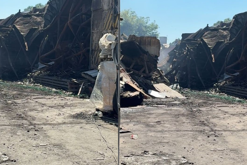 La fábrica afectada por el incendio en Luis Guillón.