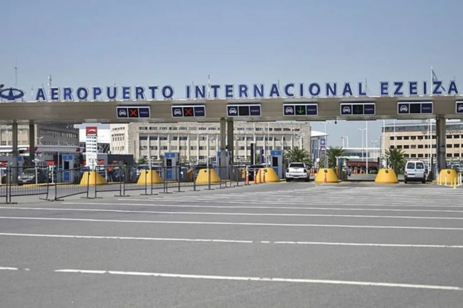 Fue apresado cuando estaba por tomar un vuelo a Brasil.