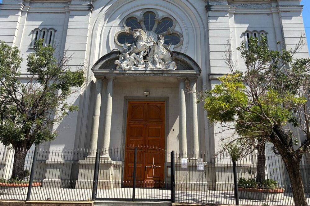 Andrea, dueña de Encontrate Casa de Te y Gustavo, coordinador de La Turderita.