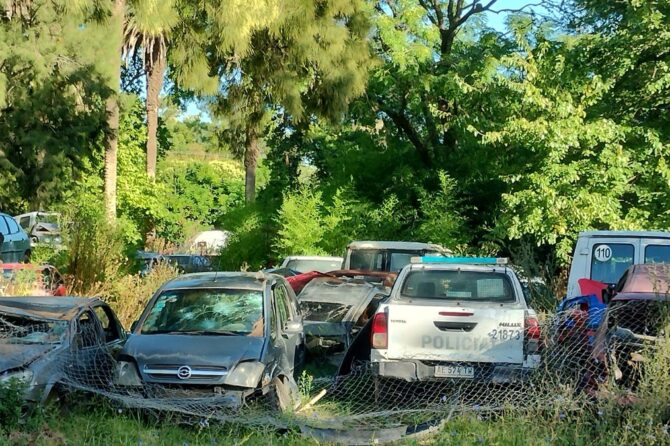 El robo habría sucedido en el Depósito Judicial de vehículos de San Vicente.