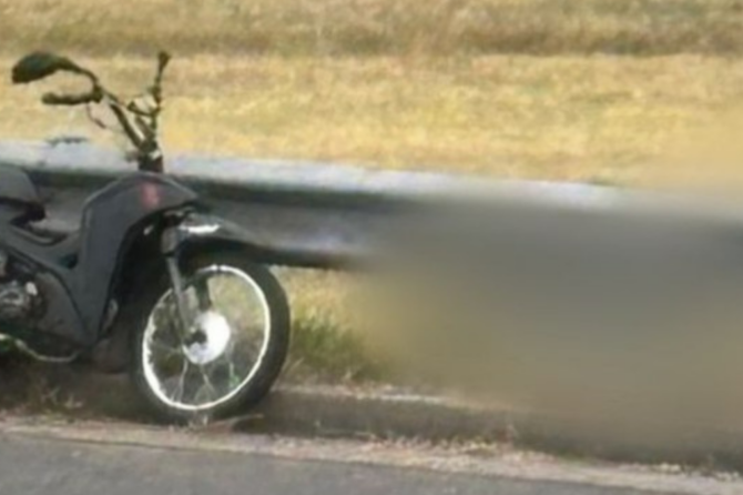 El accidente ocurrió frente al barrio Madres en Ezeiza.