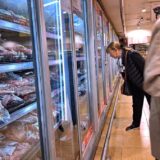 Las ventas en supermercados crecieron en el último mes del año pasado.