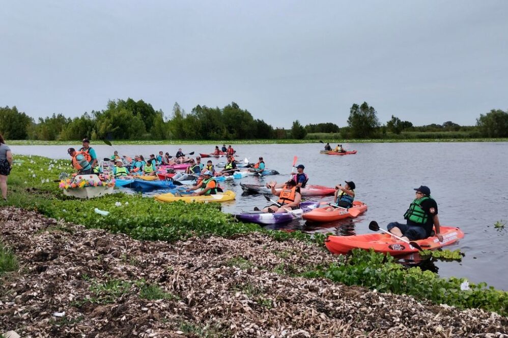 Colecta de sangre en la laguna de San Vicente.