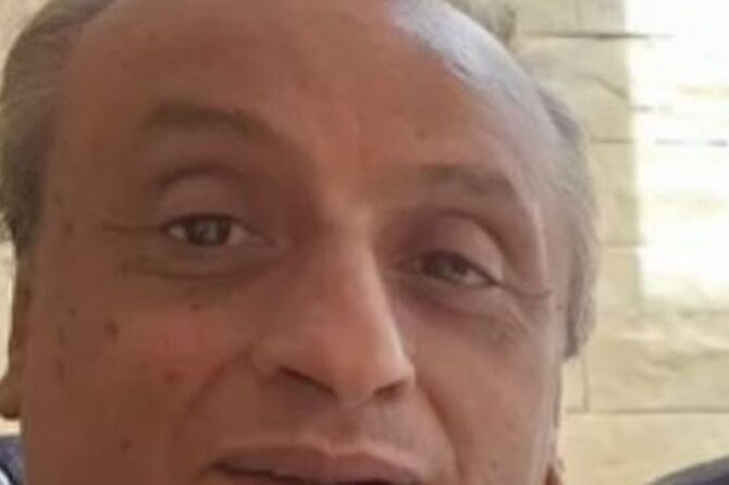 La Escuela Técnica N°5 de Temperley comunicó el fallecimiento del profesor Enrique Fiorenza y el lunes 23 de febrero suspendió las clases por duelo.