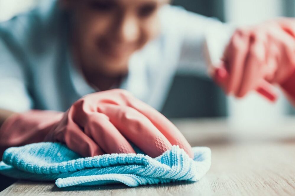 La actualizaci&oacute;n salarial fue definida por la Comisi&oacute;n Nacional de Trabajo en Casas Particulares y se aplica sobre los valores m&iacute;nimos vigentes desde enero.