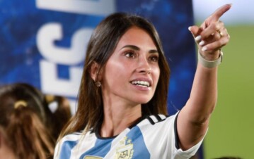 Así llegó Antonela Roccuzzo al estadio para alentar a Lionel Messi junto a sus hijos y un inesperado detalle se robó todas las miradas