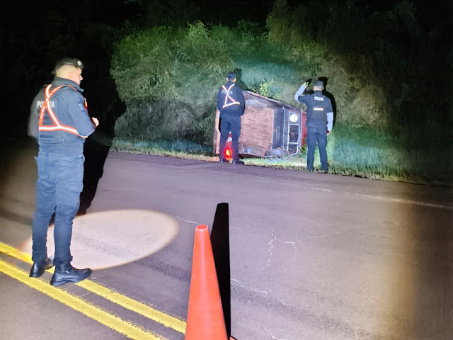 Choque entre camioneta de Gendarmería y Hilux deja dos heridos en El Soberbio 3 Choque entre camioneta de Gendarmería y Hilux deja dos heridos en El Soberbio