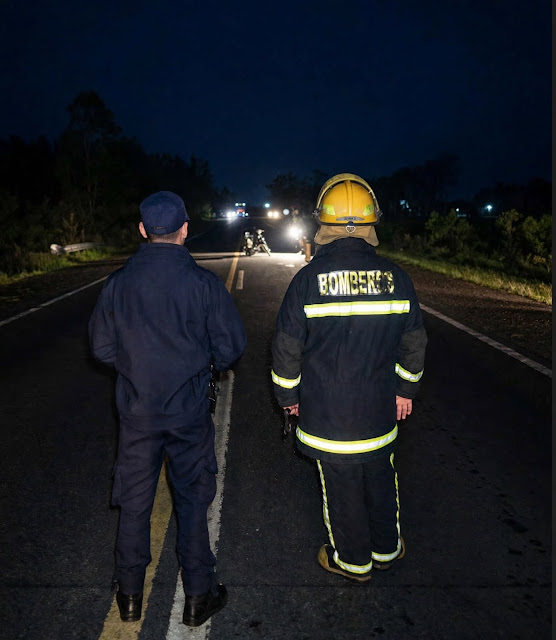 Dos fallecidos y conductor buscado tras accidente en Fracrán 2 Dos fallecidos y conductor buscado tras accidente en Fracrán