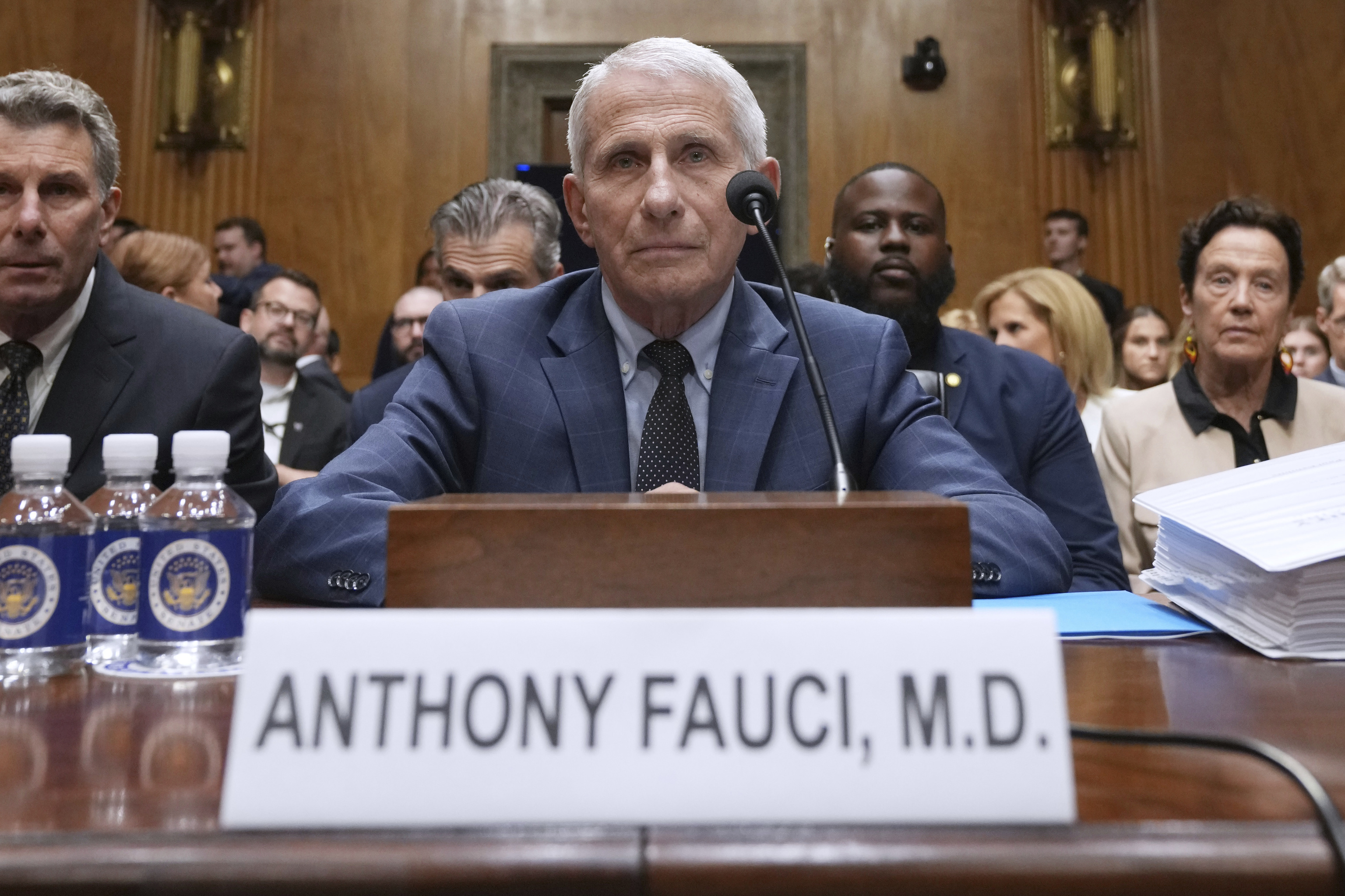 El doctor Anthony Fauci comparece ante el Comité de Asuntos de Seguridad Nacional y Gobierno del Senado, a finales de julio.