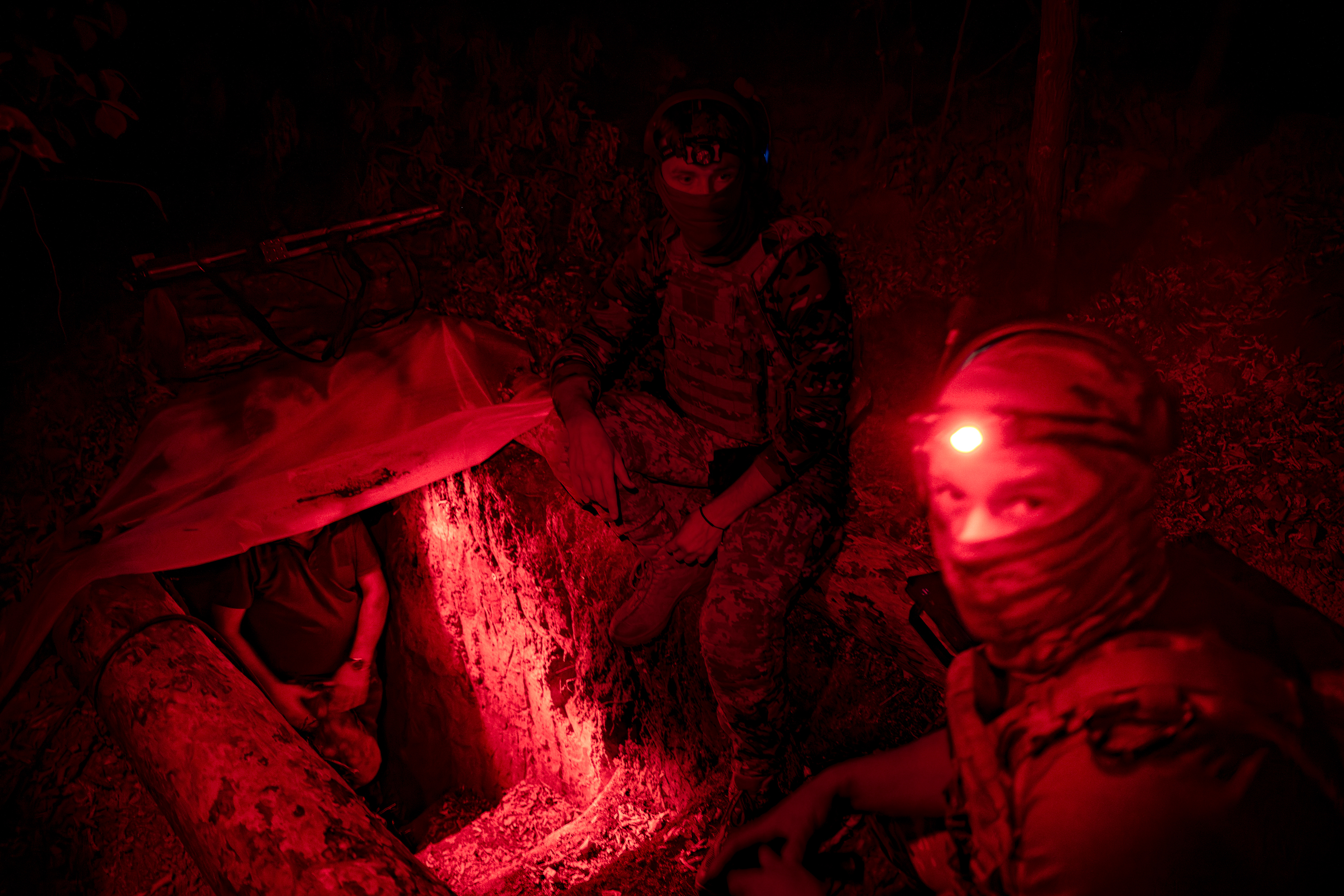 Rusia frena la euforia en Ucrania con nuevas armas 5 Miembros del 422 Regimiento.