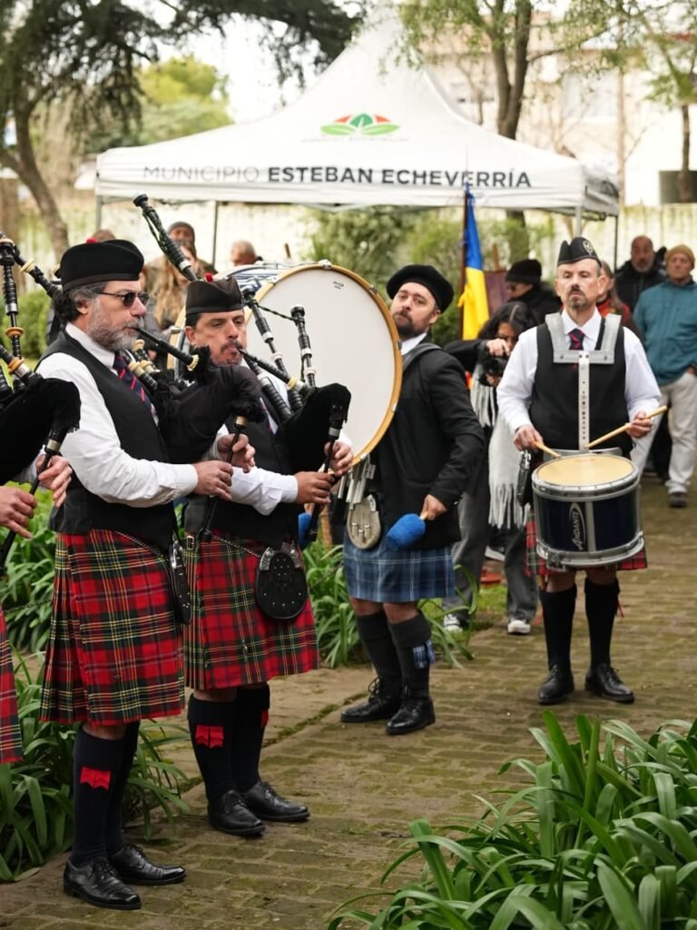Esteban Echeverría celebró el aniversario 201 de la colonia escocesa 3 Esteban Echeverría celebró el aniversario 201 de la colonia escocesa