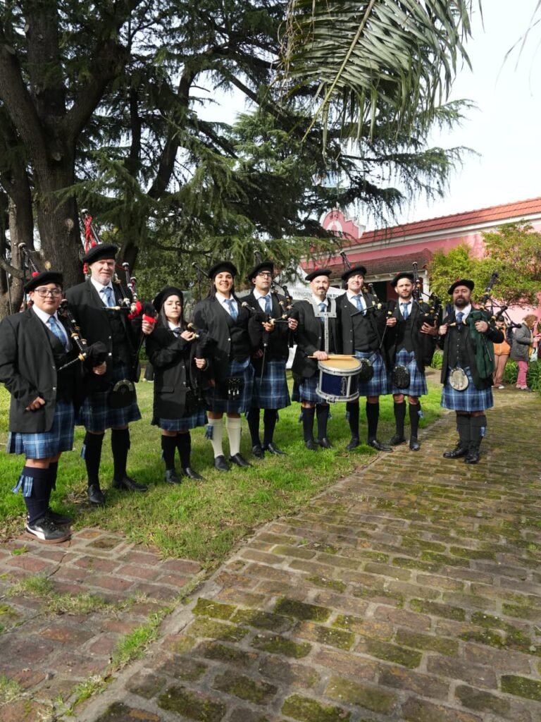Esteban Echeverría celebró el aniversario 201 de la colonia escocesa 5 Esteban Echeverría celebró el aniversario 201 de la colonia escocesa