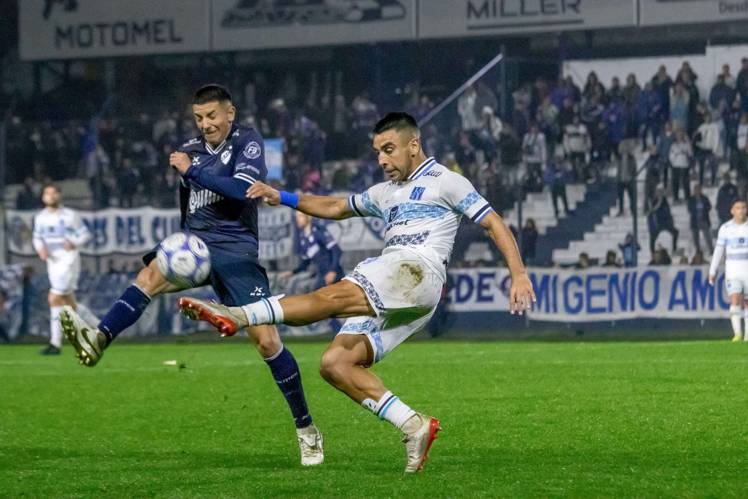 Quilmes, a tres puntos del Reducido tras golear a San Telmo 2 Quilmes, a tres puntos del Reducido tras golear a San Telmo