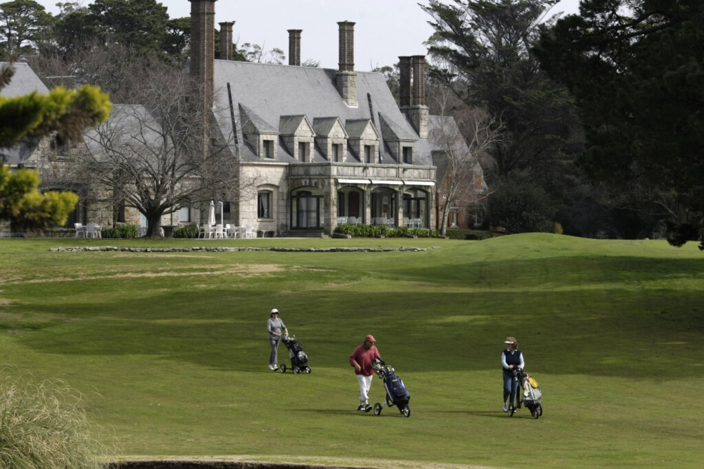 Cinco campos de golf en Mar del Plata entre mar, bosque y sierra 6 Cinco campos de golf en Mar del Plata entre mar, bosque y sierra