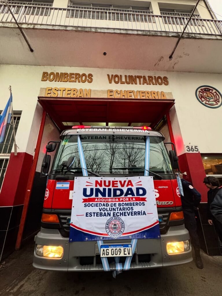 Nueva autobomba para Bomberos de Esteban Echeverría 3 Nueva autobomba para Bomberos de Esteban Echeverría