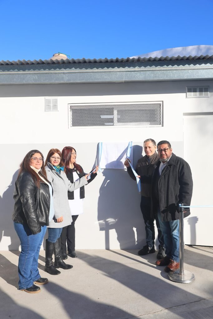 Escuela Primaria No 1 de Monte Grande suma laboratorio y renueva sanitarios 3 Escuela Primaria No 1 de Monte Grande suma laboratorio y renueva sanitarios