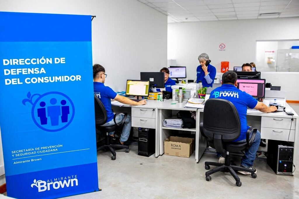 Brown recomienda medidas contra abusos a vecinos deudores 3 Brown recomienda medidas contra abusos a vecinos deudores