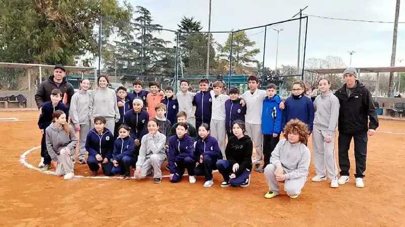 Derqui mantiene opciones en sóftbol para Mar del Plata 2 Derqui mantiene opciones en sóftbol para Mar del Plata