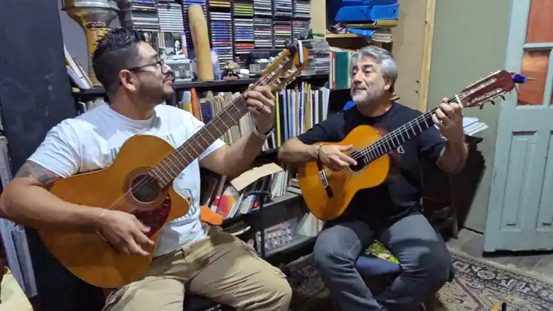 Ramírez-Bacci publica seis videos antes de su show en Ángel Alonso 2 Ramírez-Bacci publica seis videos antes de su show en Ángel Alonso