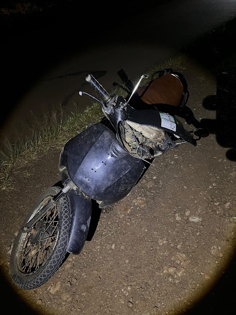 Choque entre camioneta y moto deja dos lesionados en El Soberbio 3 Choque entre camioneta y moto deja dos lesionados en El Soberbio