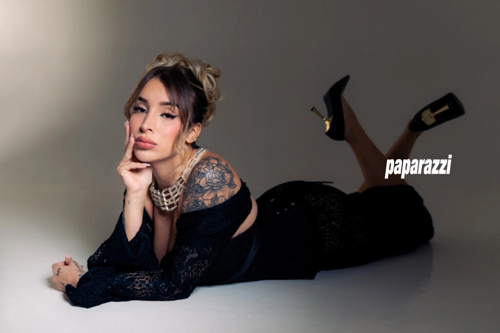 Albere domina en Paparazzi: A veces me come el personaje 10 ALBERE_PAPARAZZI-10