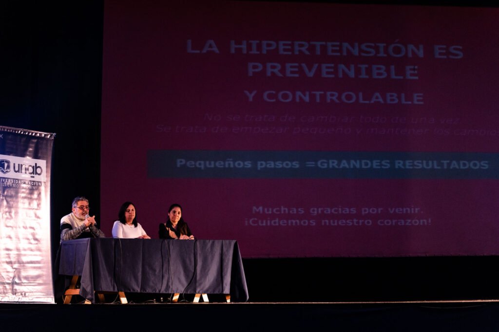 Almirante Brown y la UNaB capacitan a la red comunitaria en derechos de la infancia y primeros auxilios 4 Almirante Brown y la UNaB capacitan a la red comunitaria en derechos de la infancia y primeros auxilios