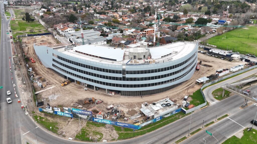 Fernando Espinoza reclama por la industria en su día 5 Fernando Espinoza reclama por la industria en su día