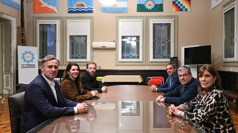 Achával advierte del creciente endeudamiento familiar 2 Achával advierte del creciente endeudamiento familiar