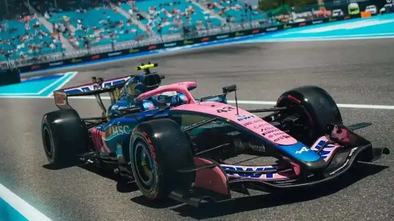 Colapinto inicia actividad en el GP de Azerbaiyán 2 Colapinto inicia actividad en el GP de Azerbaiyán