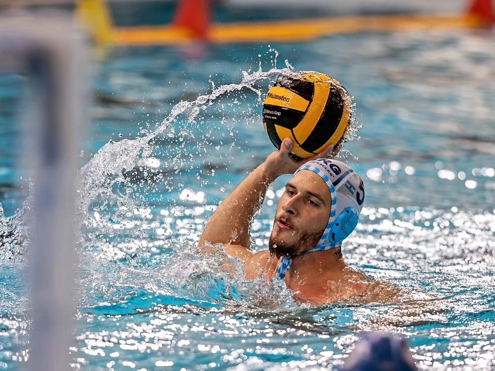 Nahuel Leona Bustos, jugador de waterpolo, elegido el más atractivo de los Suramericanos 5 Nahuel Leona Bustos, jugador de waterpolo, elegido el más atractivo de los Suramericanos