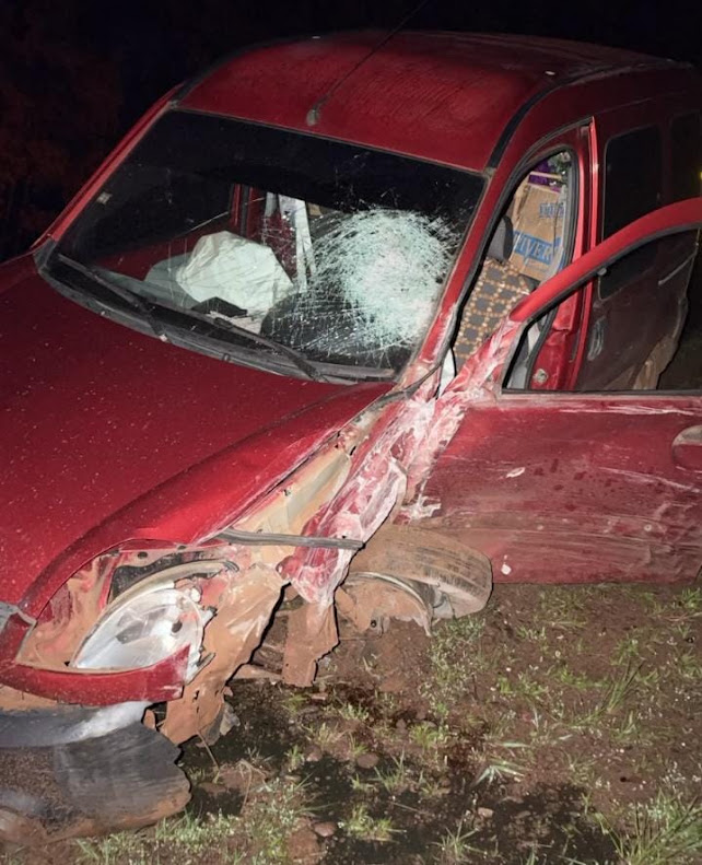 Mujer sufre lesiones internas en choque entre dos camionetas y un camión en San Pedro 3 Mujer sufre lesiones internas en choque entre dos camionetas y un camión en San Pedro
