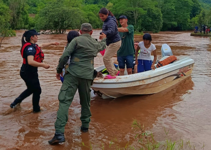 150 evacuados en Guiray por crecida del arroyo 2 150 evacuados en Guiray por crecida del arroyo