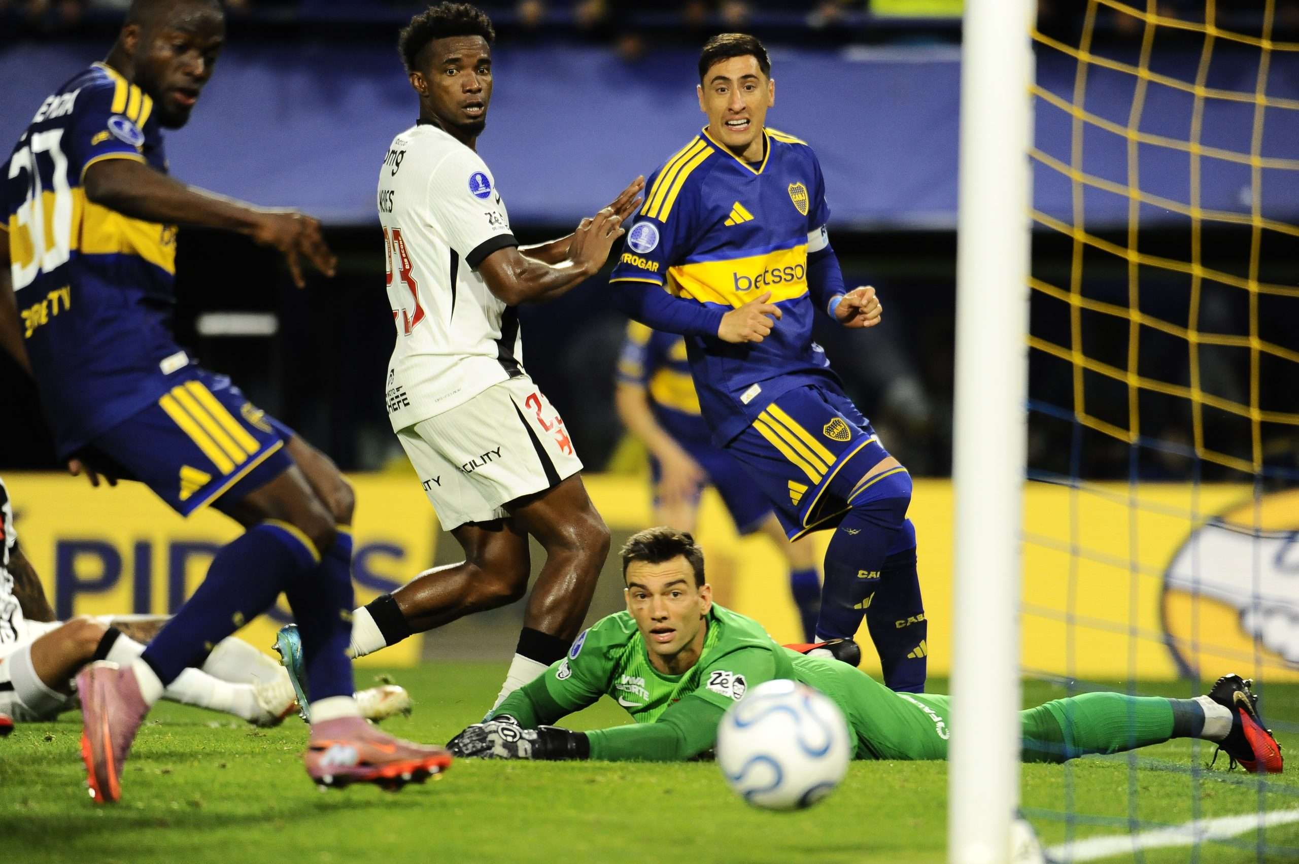 Boca deberá remontar en Brasil tras perder con Vasco 5 Boca deberá remontar en Brasil tras perder con Vasco