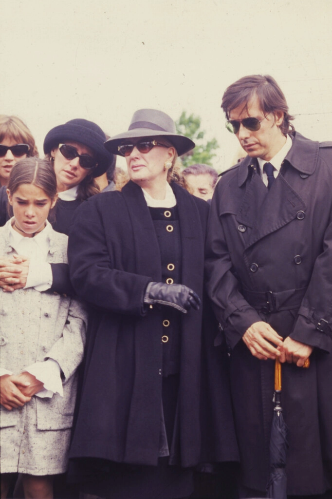 La traumática muerte de Danielito, hijo reencontrado de Mirtha Legrand 7 LA MUERTE DE DANIEL TINAYRE, SE DICE, LOS ACERCO UN POCO.