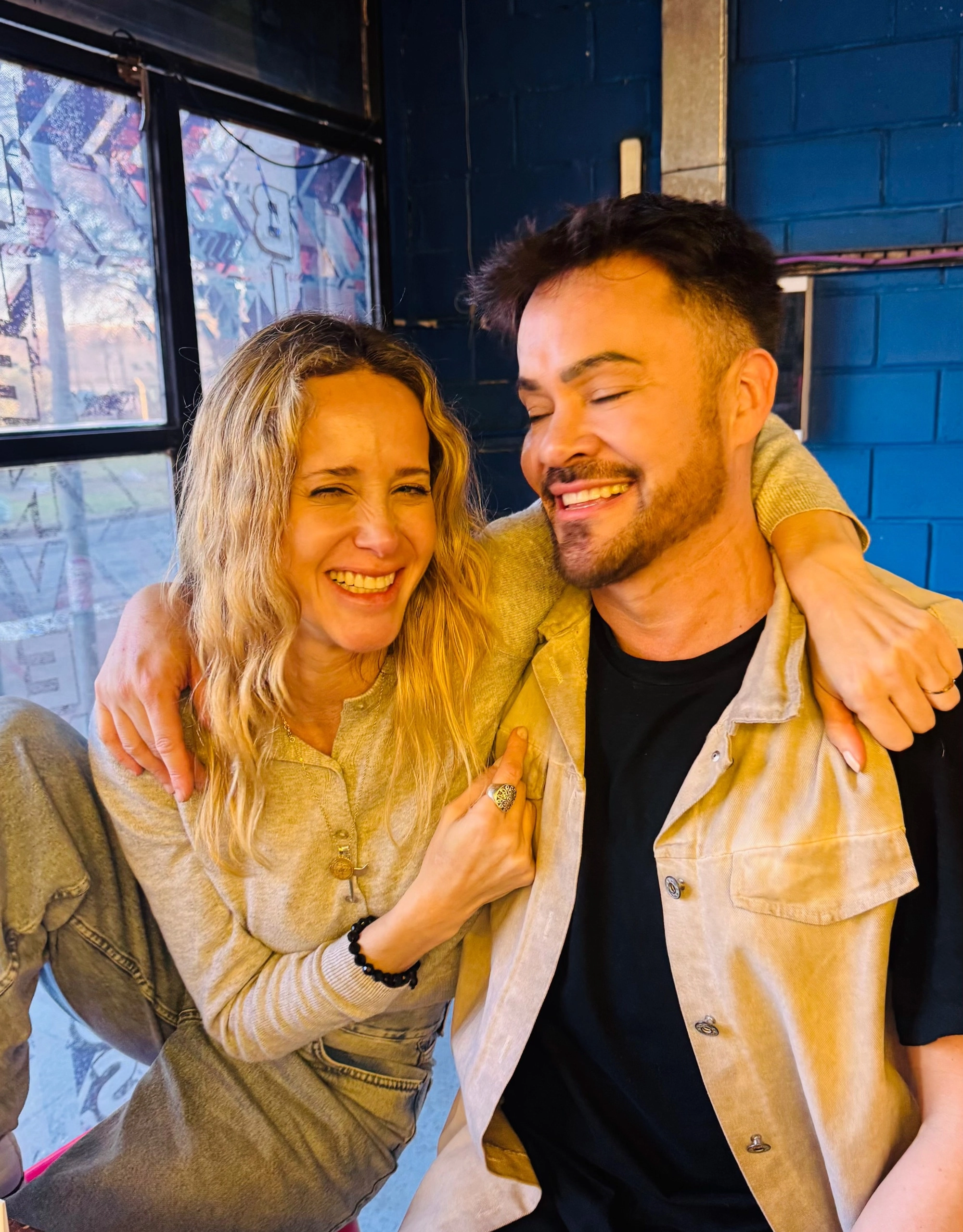 Quién acompaña a Julieta Prandi y cuál es su vínculo 2 Julieta Prandi junto a su mejor amigo Sebastián. Fotos: IG.