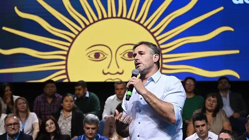 Achával dice que los argentinos no volverán a elegir este gobierno nacional 2 Achával dice que los argentinos no volverán a elegir este gobierno nacional
