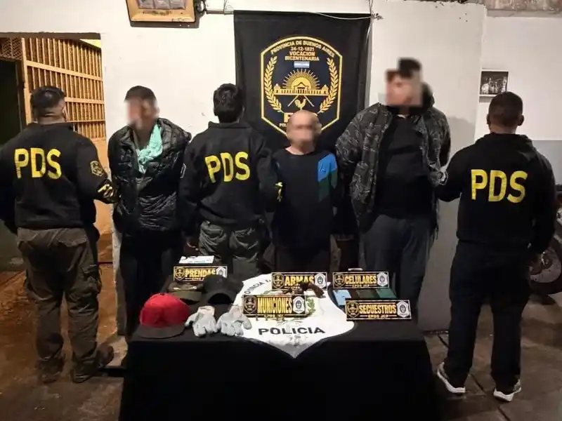 Detienen a tres por entraderas en José C. Paz 2 Detienen a tres por entraderas en José C. Paz