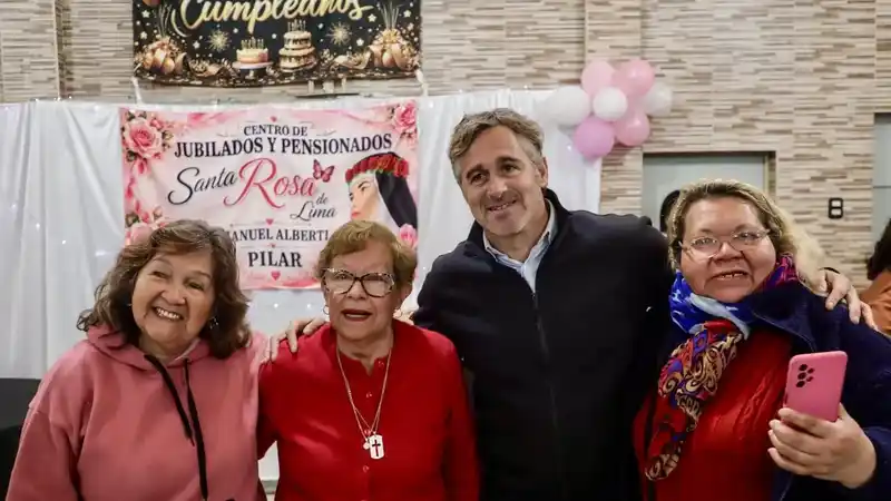 Municipio celebró 32° aniversario del Centro de Jubilados Santa Rosa de Lima 2 Municipio celebró 32° aniversario del Centro de Jubilados Santa Rosa de Lima