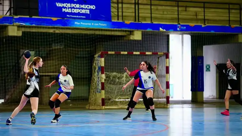 Muni Pilar se ilusiona con el ascenso en handball 2 Muni Pilar se ilusiona con el ascenso en handball