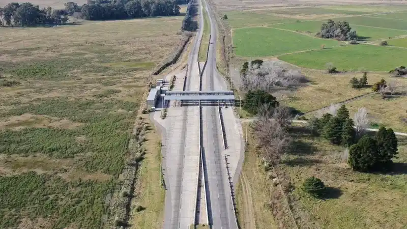 Ordenan a la Provincia suspender peajes en la Ruta 6 2 Ordenan a la Provincia suspender peajes en la Ruta 6