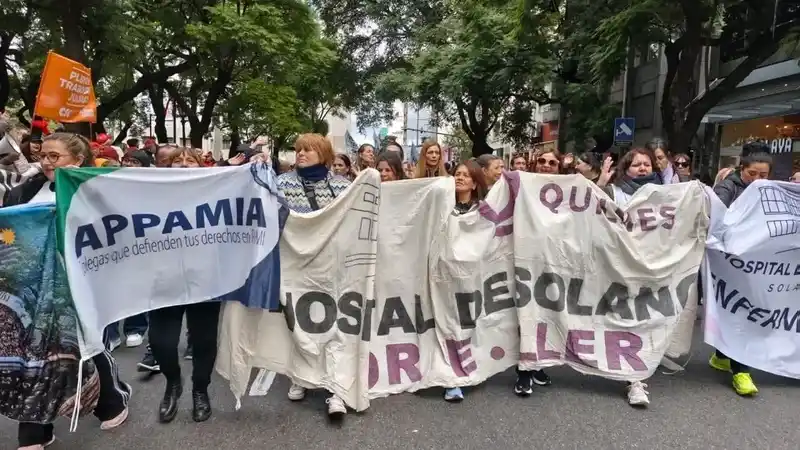Médicos y odontólogos de PAMI inician paro nacional de 96 horas 2 Médicos y odontólogos de PAMI inician paro nacional de 96 horas